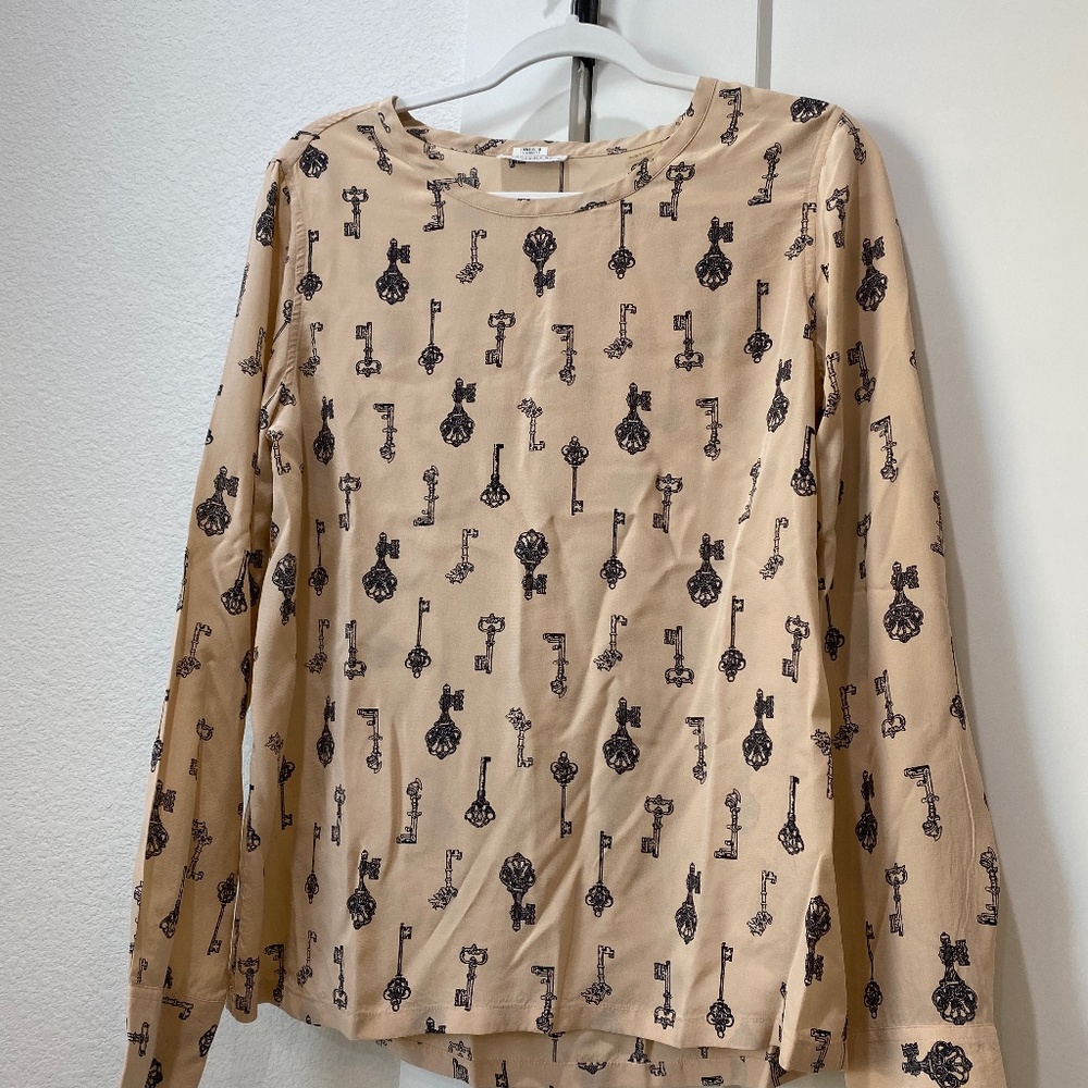 Equipment Pink Silk Top Size Medium